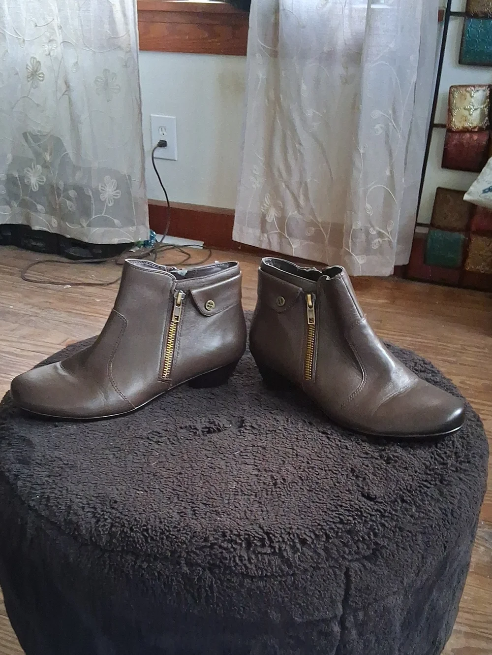 Women’s Brown Leather Ankle Booties N5 Comfort